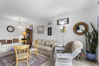 #403 - 2119 Bellevue Avenue